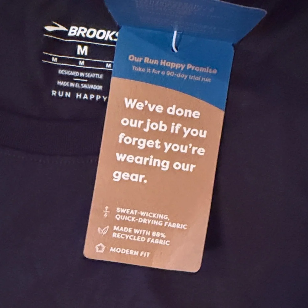 Brooks Black Performance Tee with Yellow Logo Mens NWT Medium - Picture 4 of 6